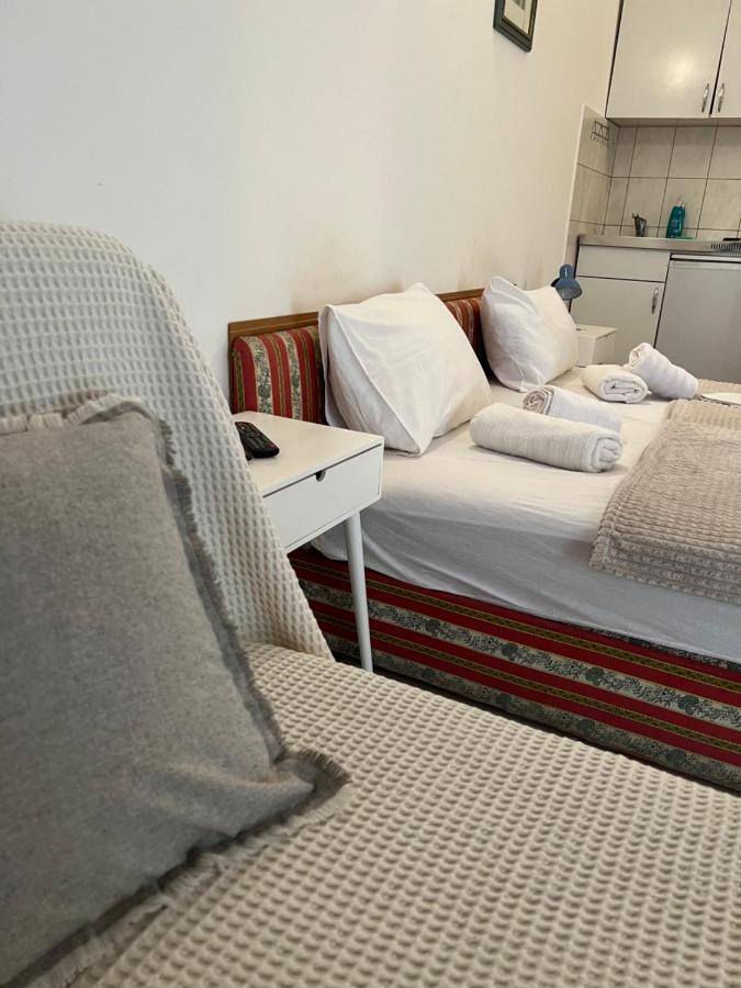 Ksenia Guesthouse Apartments And Studios Budva Exterior foto